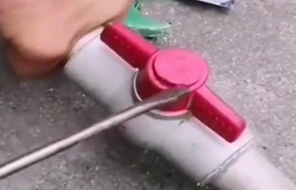 球閥扳手轉(zhuǎn)軸處漏水怎么修？5張大圖帶你輕松搞定！