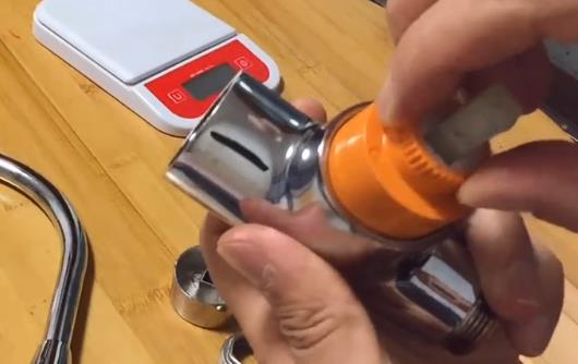 360旋轉(zhuǎn)水龍頭拆卸圖解，4個(gè)步驟輕松拆卸所有配件!